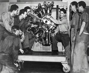 Airplane Mechanics Course – WW2 Images